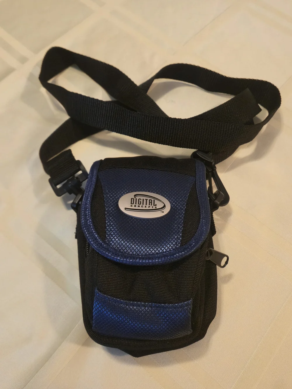 Digital Concepts Navy Blue and Black Camera Bag 6x4x3